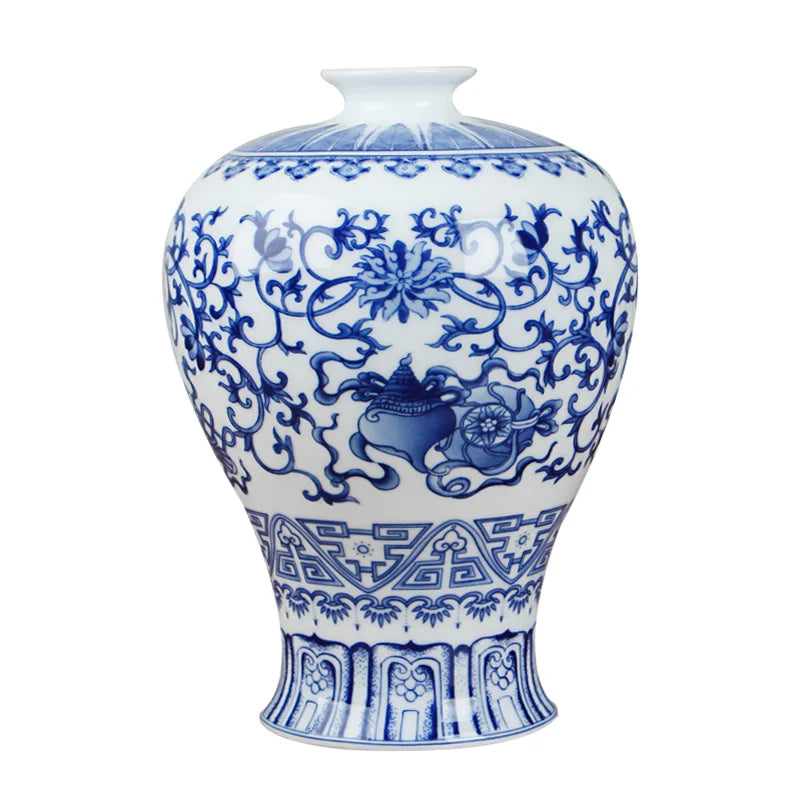 Classic Chinese Blue and White Antique Tabletop Porcelain Flower Vase