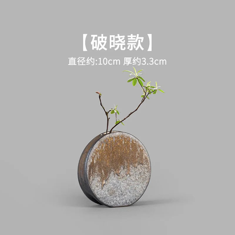 Ornamental Crude Pottery Vases