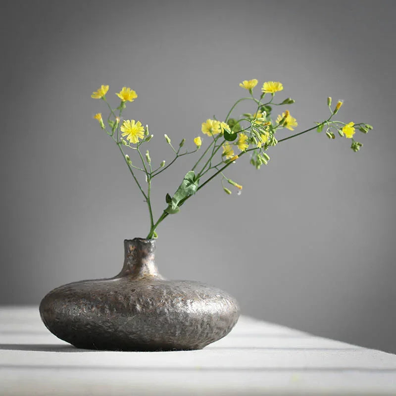 Ornamental Crude Pottery Vases
