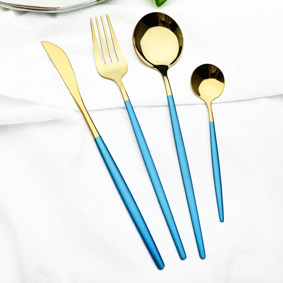 6Pcs Gold Ladle Spoon Dinnerware Western Stainless Steel Cutlery Set Dinner Spoon Soup Spoon Tableware Kitchen Silverware Set