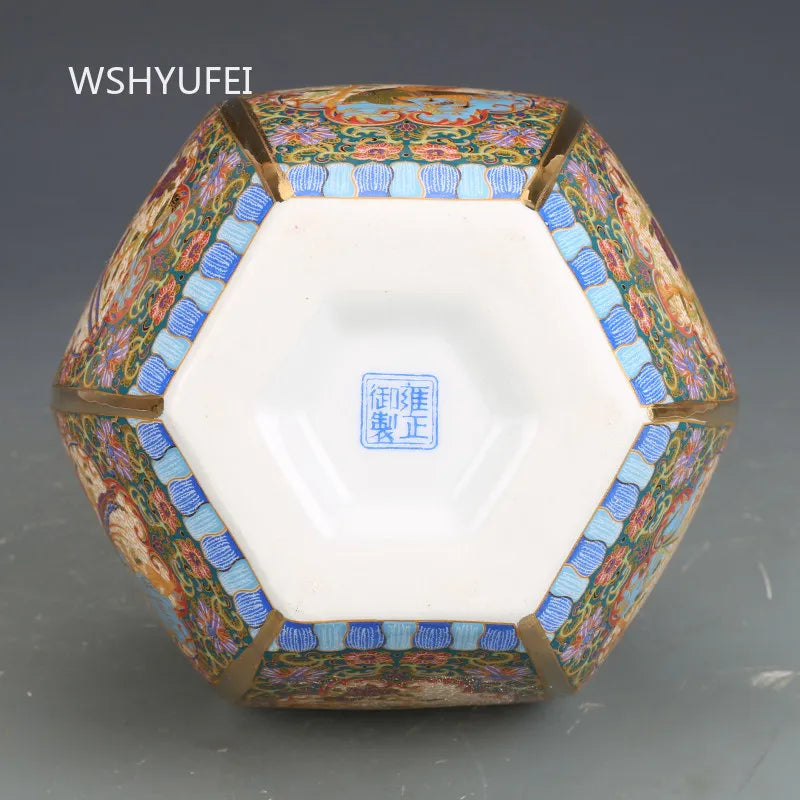 Jingdezhen Antique Porcelain Enamel Vase