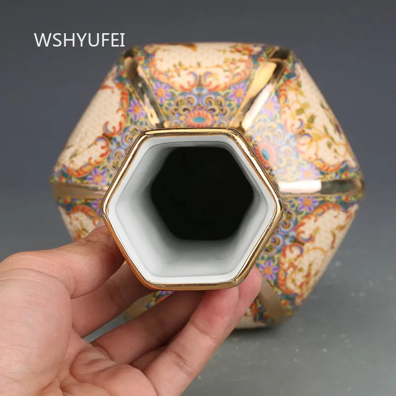 Jingdezhen Antique Porcelain Enamel Vase