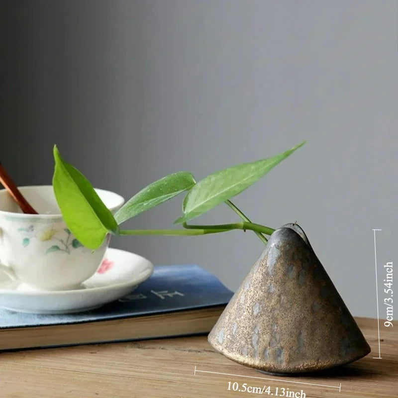 Ornamental Crude Pottery Vases