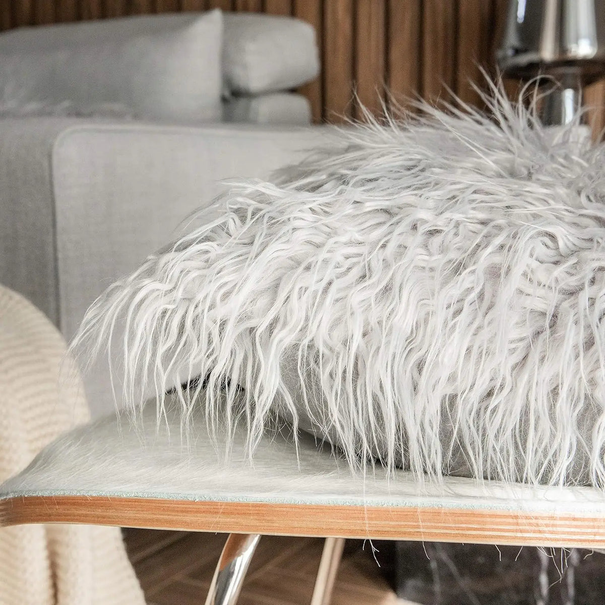 Pack of 1 Soft Luxury Long Faux Fur Plush Throw Pillow Cover,